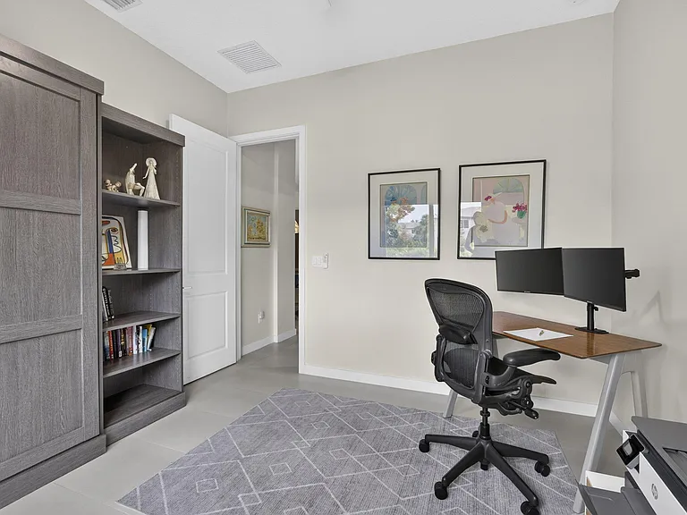 1431 Pioneer Way — Photo 11