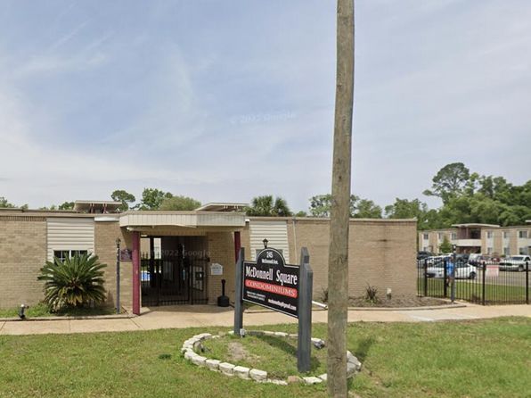 245 McDonnell Ave APT 105, Biloxi, MS 39531