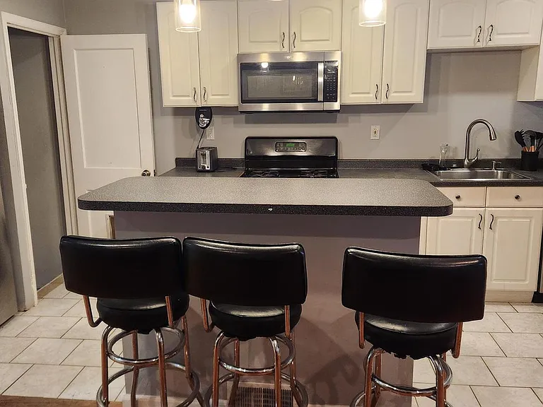 5819 Bustleton Ave — Photo 8