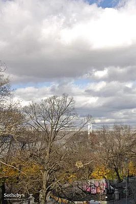 Rented by Sotheby's International Realty | media 10