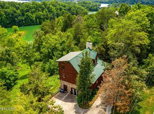 973 Pleasure Rd, Sevierville, TN 37876