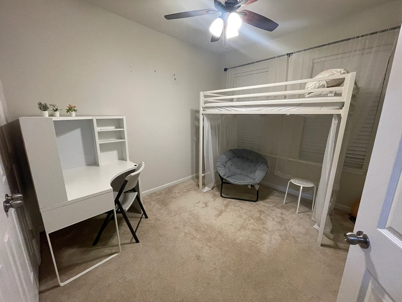 3 bed, 3.5 bath, 1280 sqft, $1,100 — Photo 4