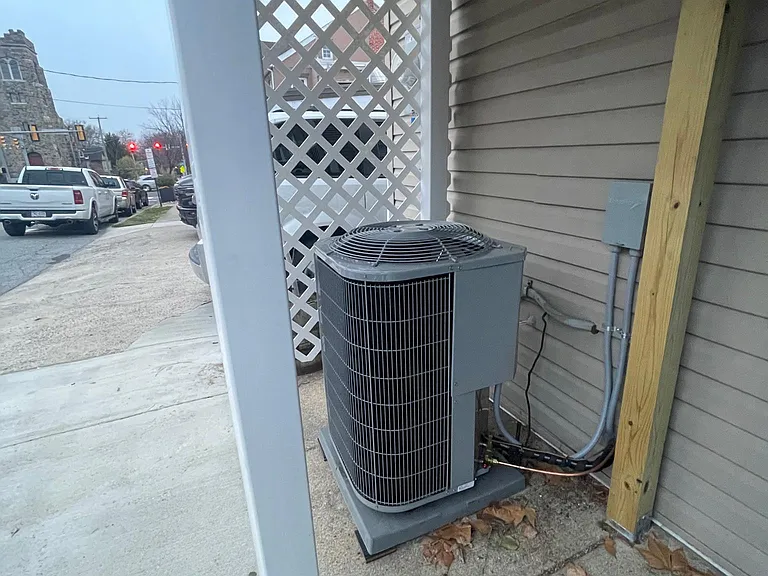 701 Court St #REAR — Photo 14