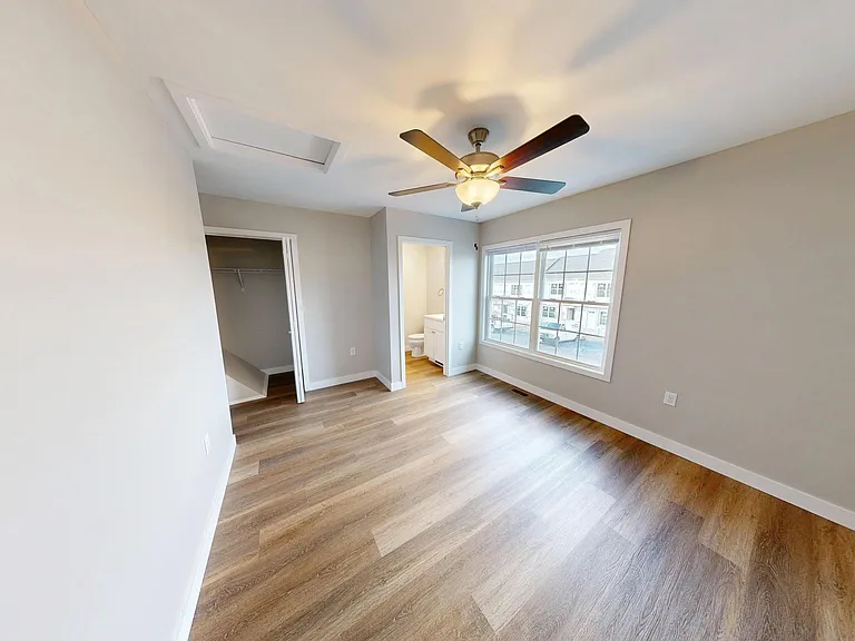 1341 Luke Ln — Photo 10