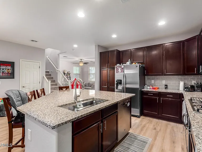 3673 E Stiles Ln — Photo 13