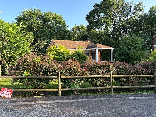 118 Elizabeth Ln Photo 1