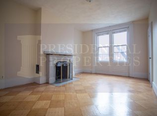 391 Beacon St #3R, Boston, MA 02116