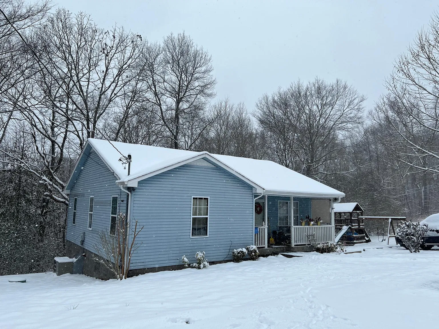 118 Alexander Ln — Photo 3