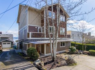 424 35th Ave S, Seattle, WA 98144