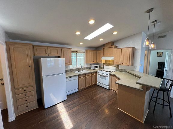 2nd image of 1001 S Hale Ave Spc 77