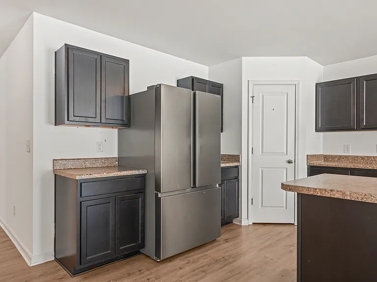 1789 Sapphire Dr — Photo 18