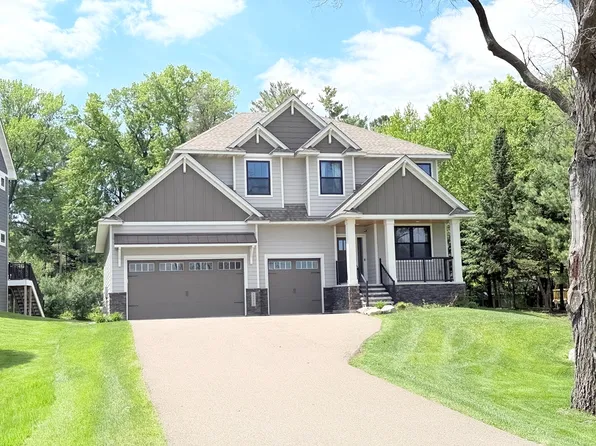 2251 Cleveland Ave N, Roseville, MN 55113