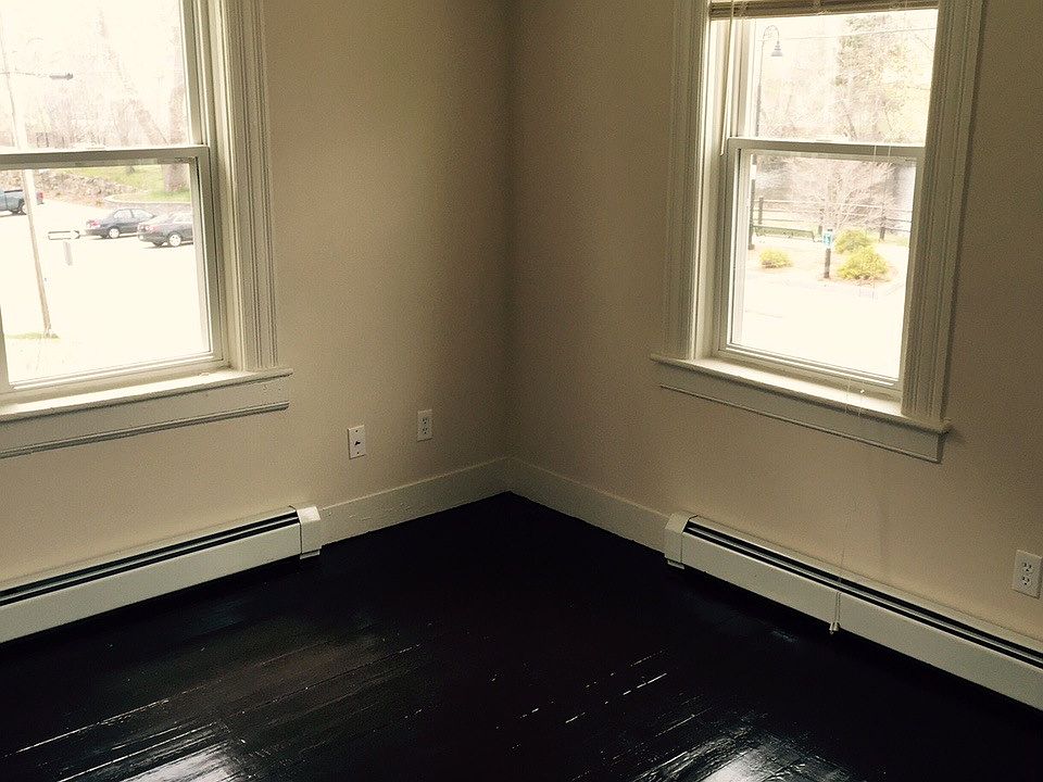 2nd image of 16 Water St