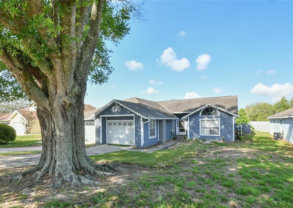 1st image of 7416 Little Pond Ct