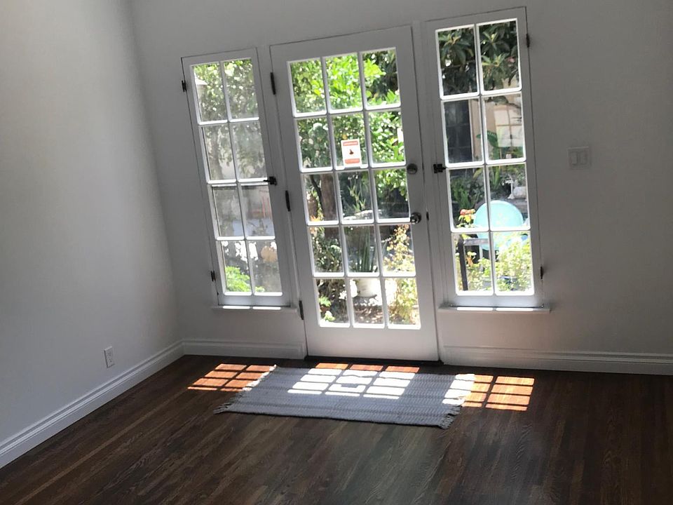 FRONT DOOR ENTRY
