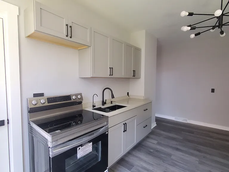 767 Rutger St #1 — Photo 3