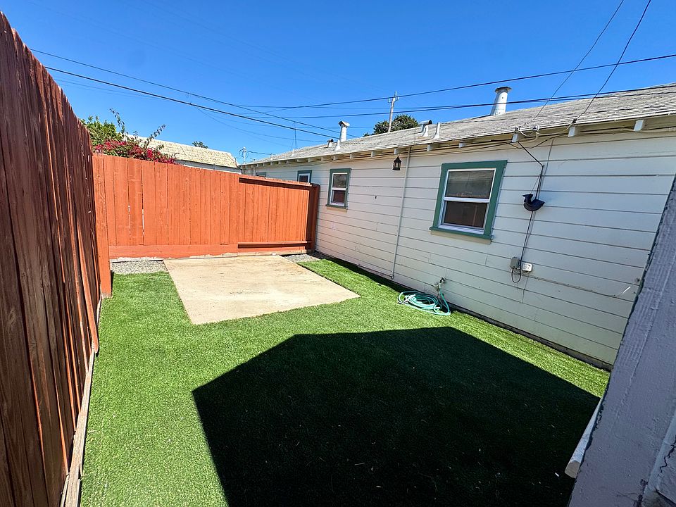 private yard