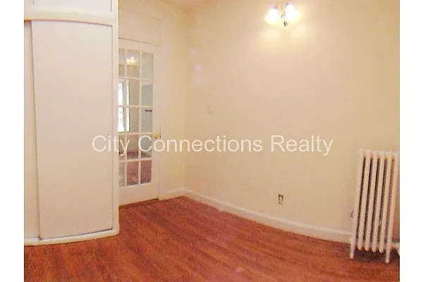 Rented by City Connections Realty | media 26