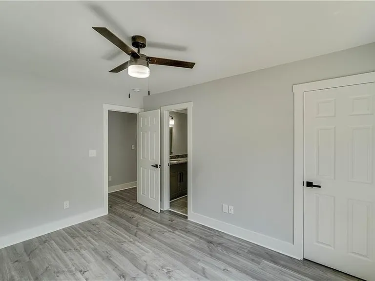 2389 Highpoint Rd #A — Photo 23