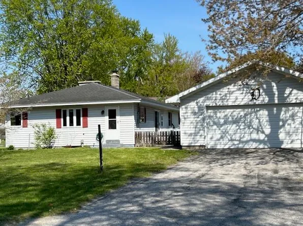 2015 Mary Ave, Muskegon, MI 49444