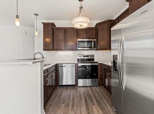 W197N16862 Stonewall Dr, Jackson, WI