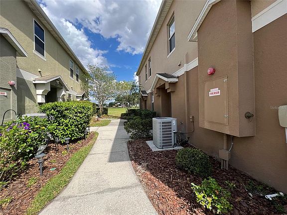 5th image of 2137 Betsy Ross Ln #2137
