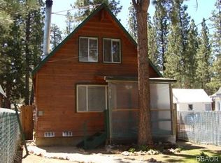 1018 W Rainbow Blvd, Big Bear City, CA 92314