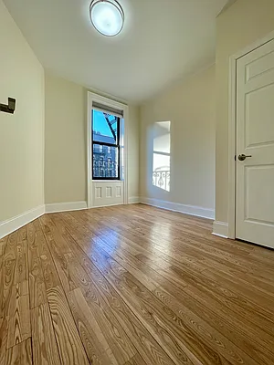 Rented by Building Equity Real Estate LLC | media 25