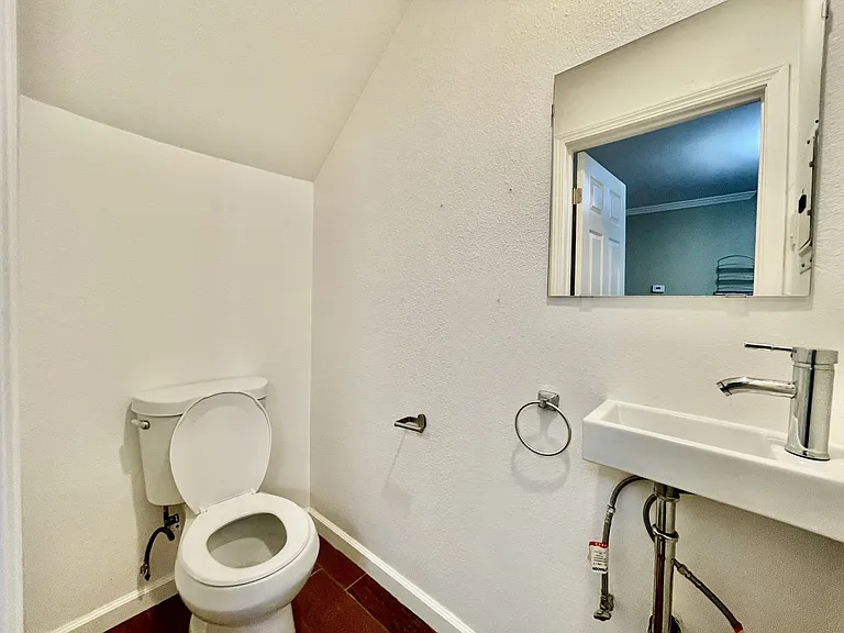2217 9th St #1 — Photo 9