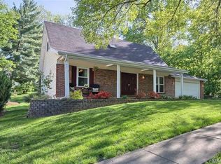 1192 Wicklow Rd, Ballwin, MO 63021