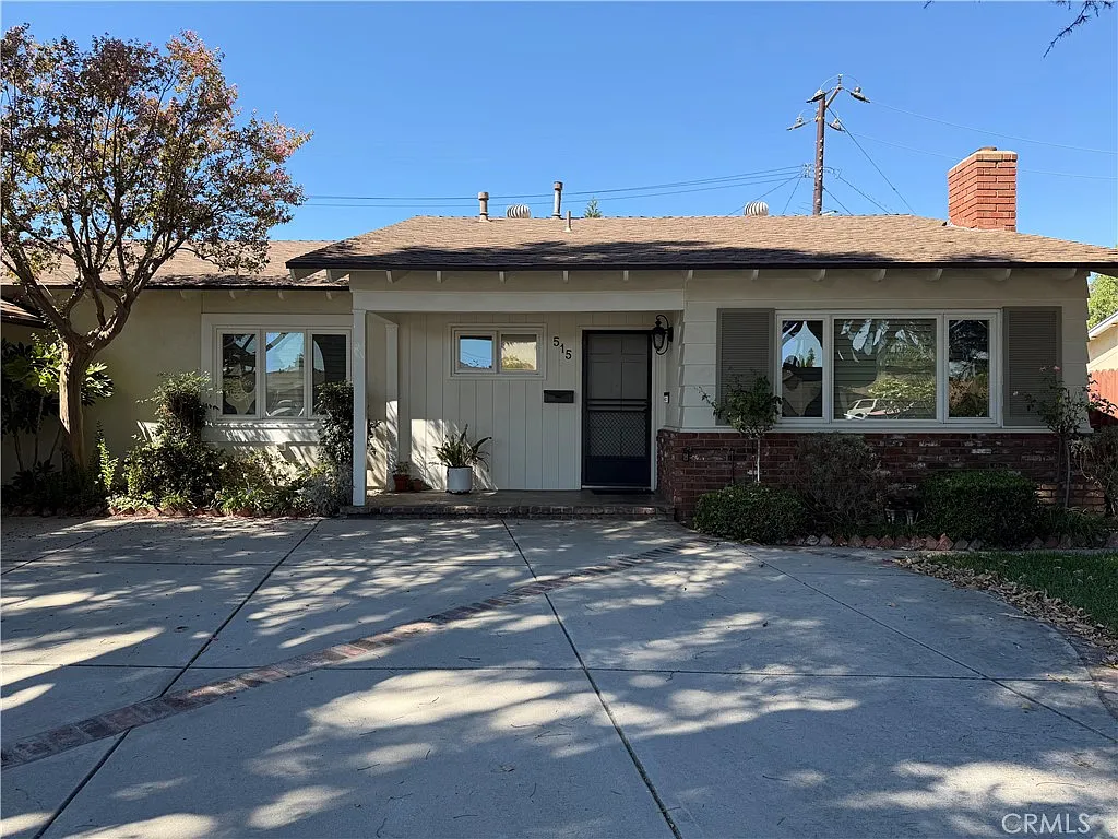 4 bed, 1570 sqft, $4,000 — Photo 4