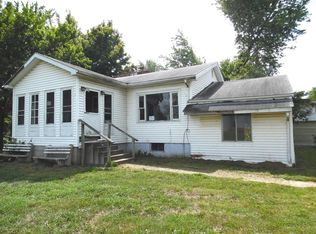 2015 Brownsville Rd, Mount vernon, IL 62864