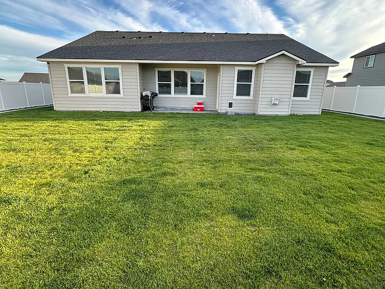 7705 Cassiar Dr — Photo 5