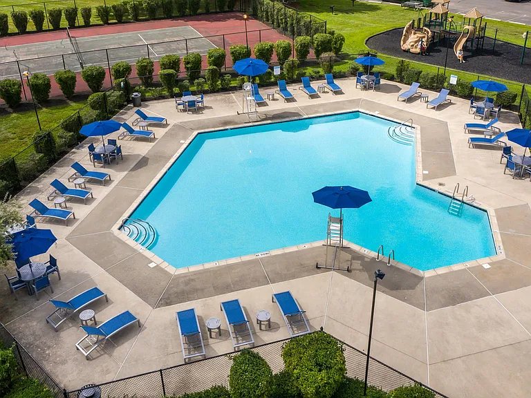 Resort Style Pool