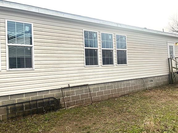 2nd image of 805 N 9th St