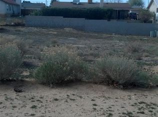Apple Creek Dr, Victorville, CA 92395
