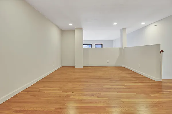 Rented by Compass | media 19