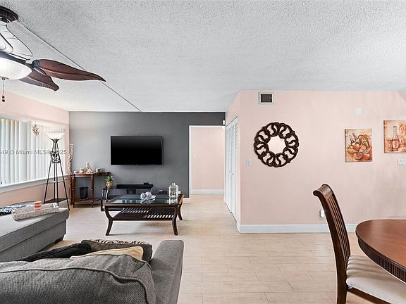 5th image of 64 Wimbledon Lake Dr #64