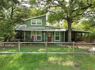 318 Hill Loop Rd, Somerville, TX 77879