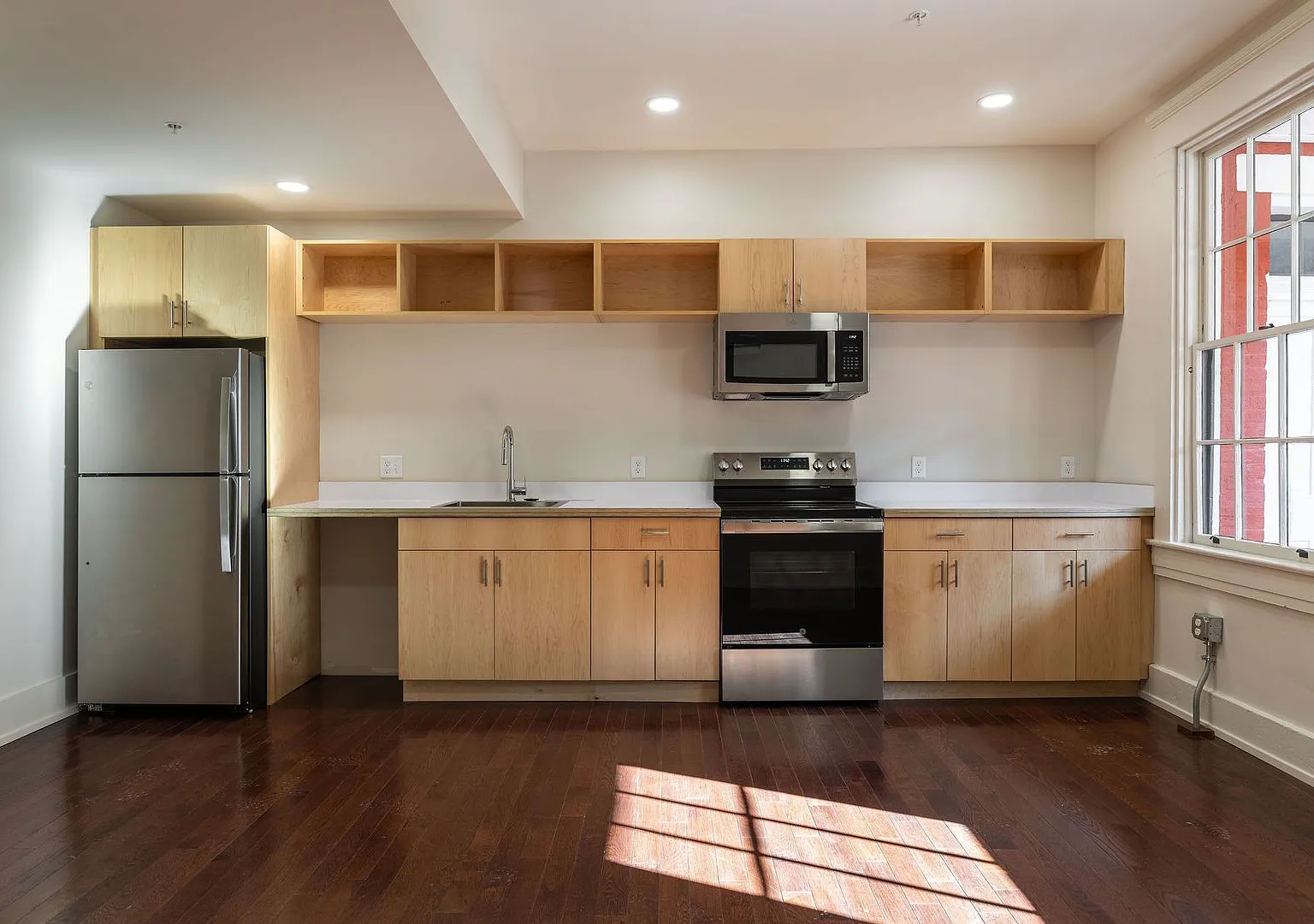 56 East McMicken Avenue — Photo 2