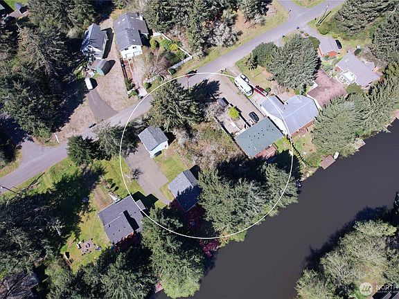 5th image of 552 Makah Avenue SE