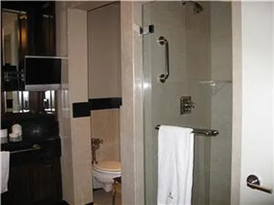 Rented by New York Residence | media 43