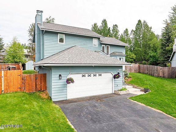 2nd image of 2521 Maylen Cir