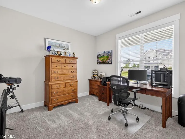 2024 Blue Spruce Dr — Photo 4