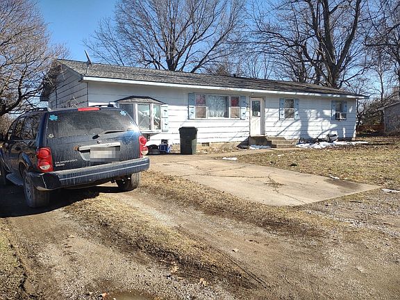 4th image of 605 Kevin Dr