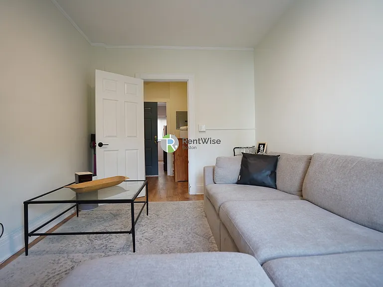 230 Walnut St #24 — Photo 22