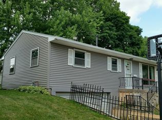 4629 11th Ave #D, Moline, IL 61265