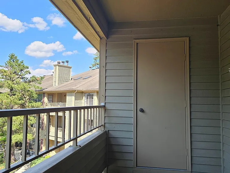 2809 Ridgefield Ct — Photo 10