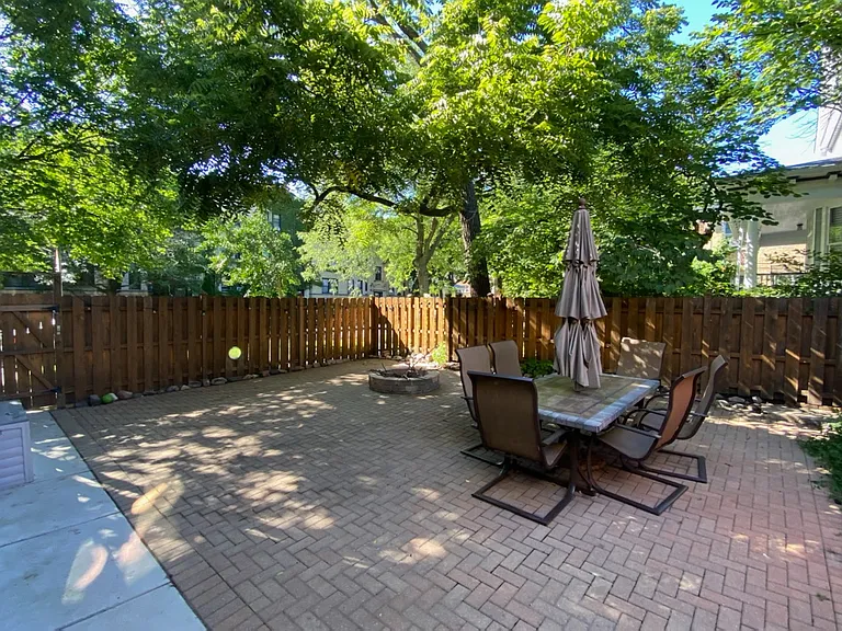 1930 W Wilson Ave #GARDEN — Photo 12