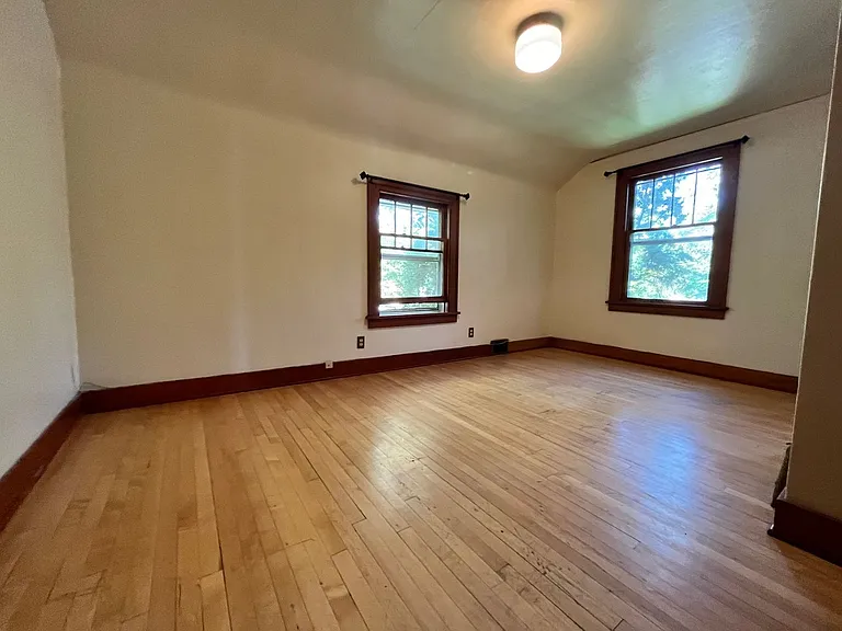 340 Jefferson St #201 — Photo 6